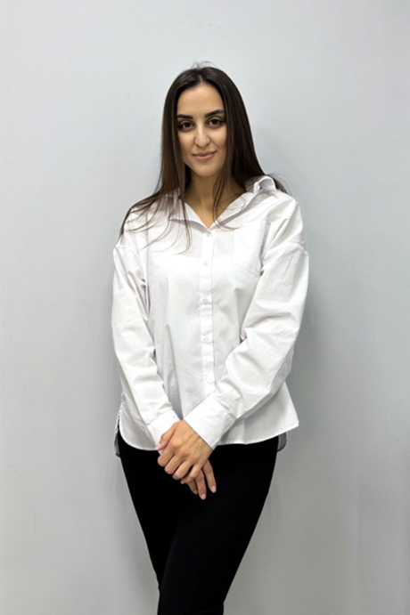 Лала Юнеева